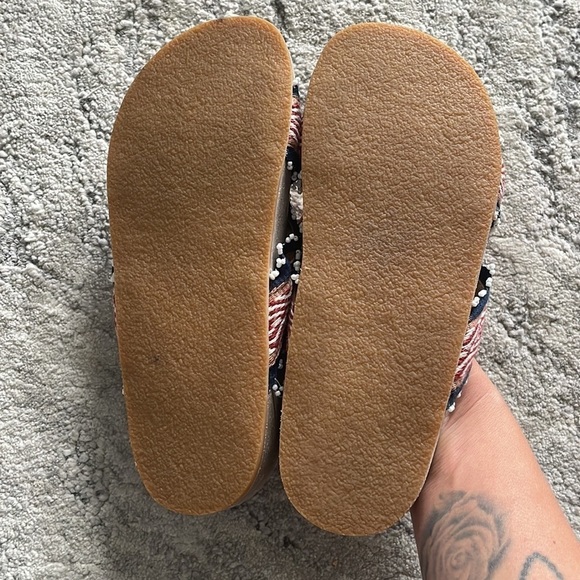 Ulla Johnson Red and Blue Sandals - Picture 4 of 7